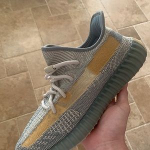 Meet your Posher, Zachary